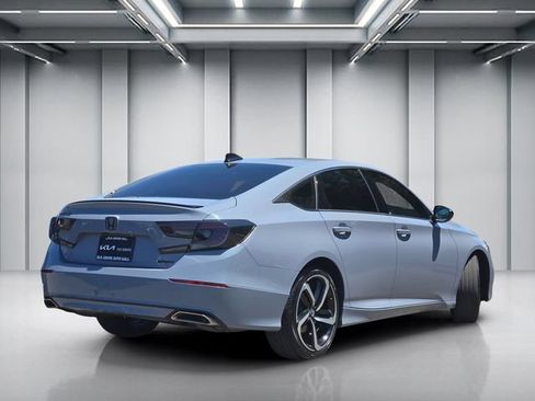 Used 2021 Honda Accord Sport image 4