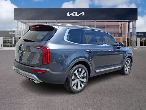 Used 2022 Kia Telluride S FWD image 6