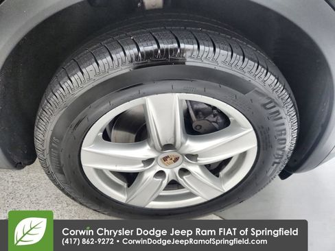 Used 2014 Porsche Cayenne Diesel AWD/4WD image 35