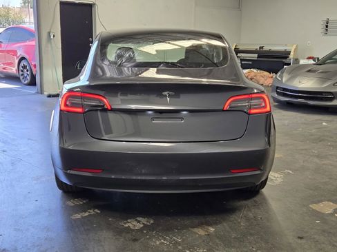 Used 2023 Tesla Model 3 Standard Range RWD image 3
