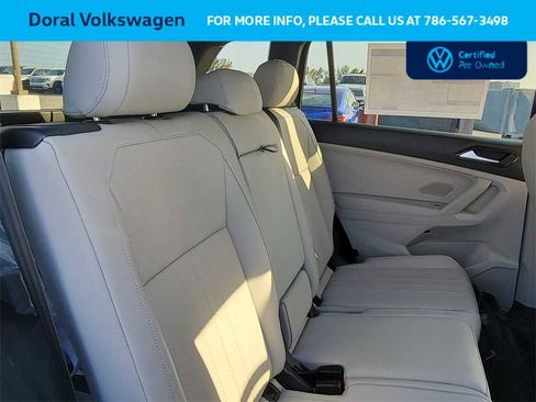 Certified 2023 Volkswagen Tiguan SE R-Line image 31