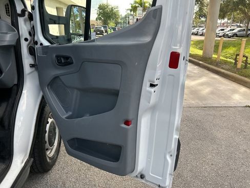 Used 2018 Ford Transit 250 138 image 20