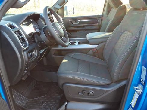 New 2026 RAM 1500 Big Horn AWD/4WD image 14