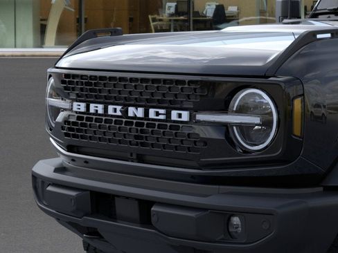 New 2026 Ford Bronco Outer Banks AWD/4WD image 19