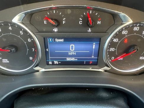 Used 2023 GMC Acadia SLE w/ Elevation Edition FWD image 4