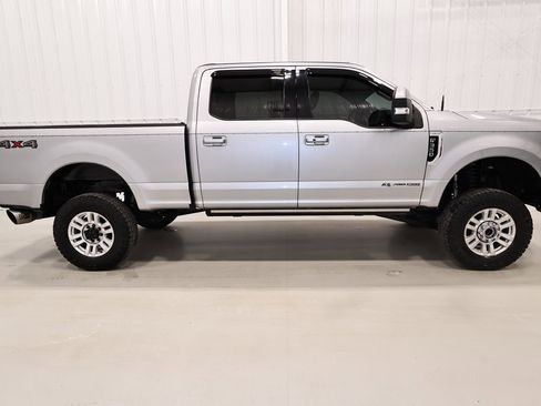 Used 2021 Ford F350 Lariat w/ Lariat Ultimate Package image 2