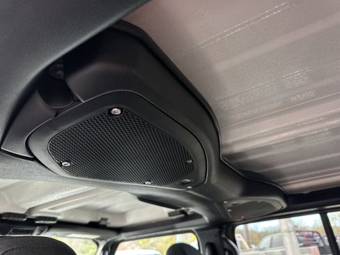 New 2026 Jeep Gladiator Willys image 28