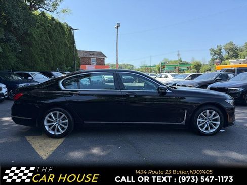 Used 2021 BMW 740i RWD image 9