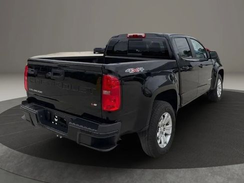 Used 2022 Chevrolet Colorado LT w/ LT Convenience Package AWD/4WD image 7