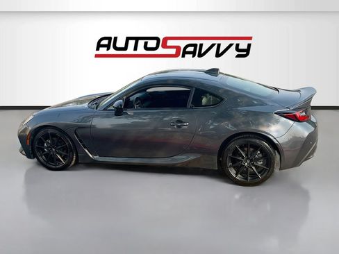 Used 2022 Toyota GR86 Premium w/ ALL Weather Mat Package (TMS) RWD image 4