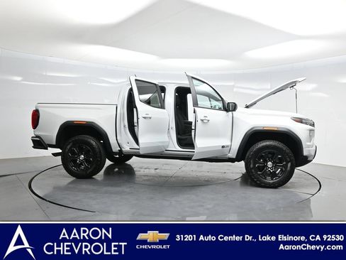 Used 2024 GMC Canyon Elevation w/ Convenience Package RWD image 3