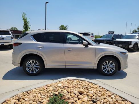 Used 2025 MAZDA CX-5 AWD 2.5 S w/ Preferred Package image 6