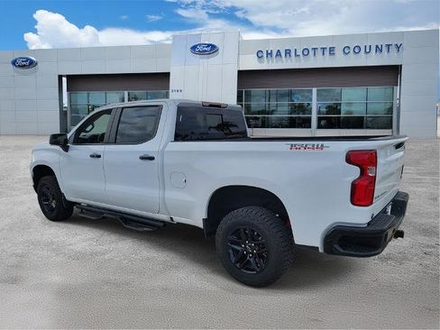 Used 2024 Chevrolet Silverado 1500 LT Trail Boss w/ Convenience Package II image 3