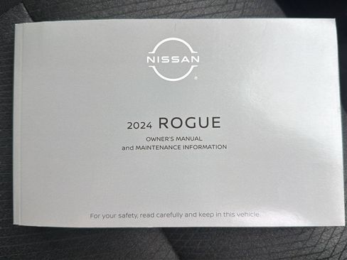 Used 2024 Nissan Rogue SV AWD/4WD image 34