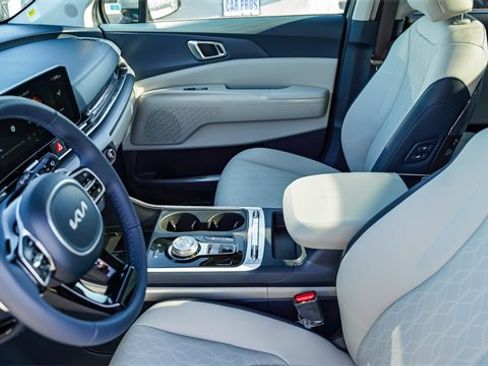 New 2026 Kia Carnival SX image 19