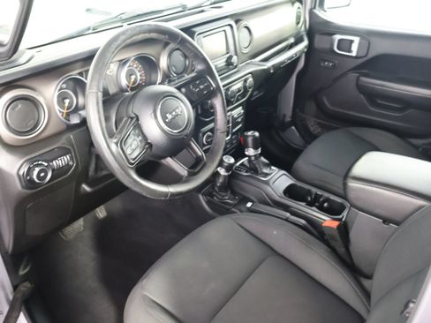 Used 2019 Jeep Wrangler Unlimited Sport S AWD/4WD image 20