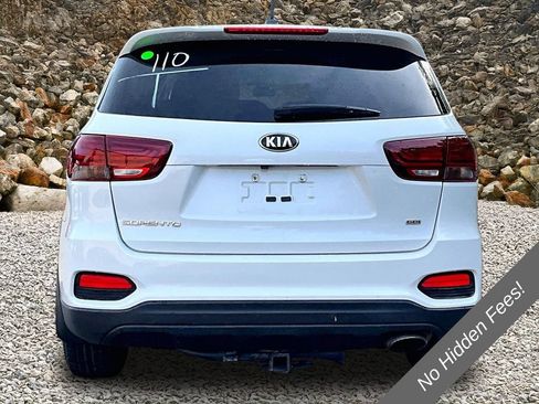 Used 2019 Kia Sorento AWD image 4