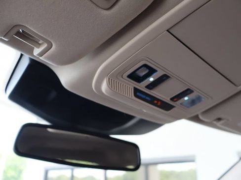 Used 2020 Ford Explorer Limited RWD image 28