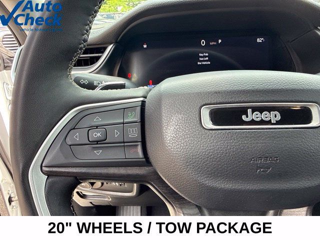 Used 2023 Jeep Grand Cherokee Limited w/ Trailer Tow Prep Group (B) AWD/4WD image 34
