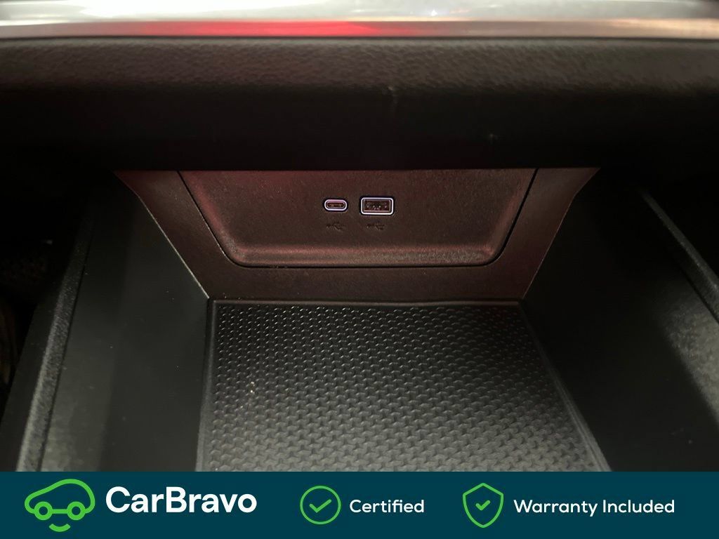 Used 2026 Chevrolet Equinox LT AWD/4WD image 31