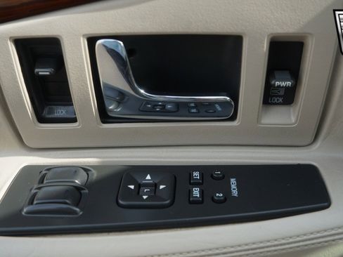 Used 2001 Cadillac Eldorado ESC w/ Comfort/Convenience Pkg image 12