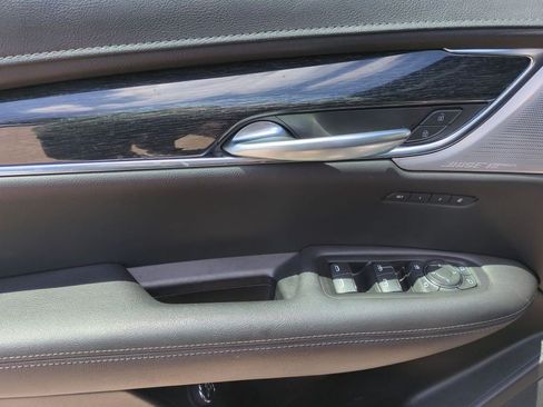 Certified 2023 Cadillac XT5 Premium Luxury FWD image 24