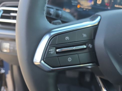 New 2026 Chevrolet Traverse LT image 17