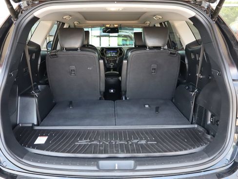 Used 2018 Hyundai Santa Fe Limited AWD/4WD image 9