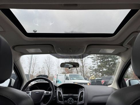 Used 2014 Ford Focus Titanium image 22