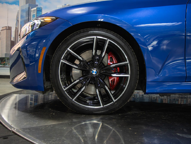 Used 2025 BMW M340i xDrive w/ Premium Package AWD/4WD image 7