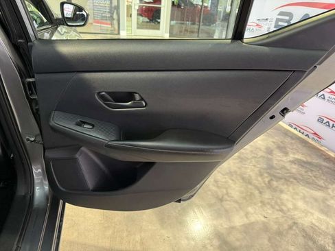 Used 2024 Nissan Sentra SV FWD image 46