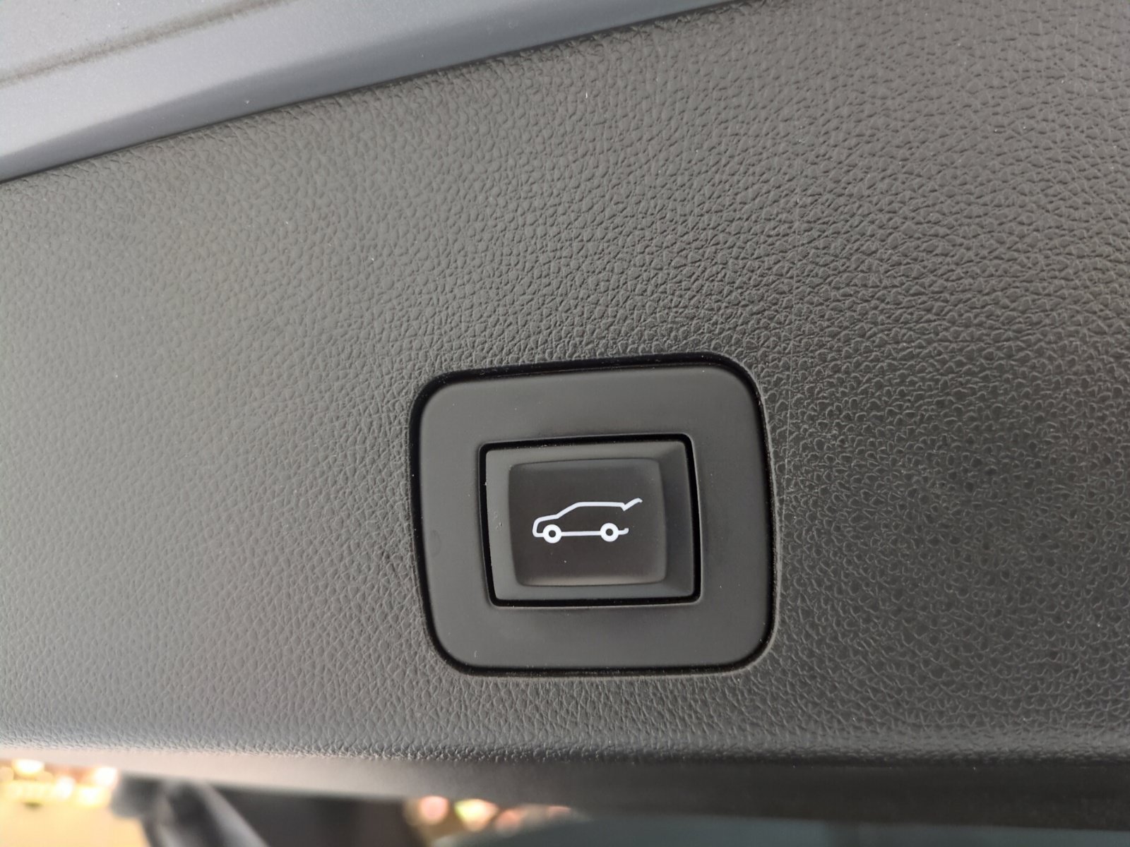 Used 2020 Buick Encore GX Select FWD image 13