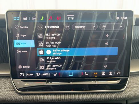 New 2026 Volkswagen Tiguan S image 23