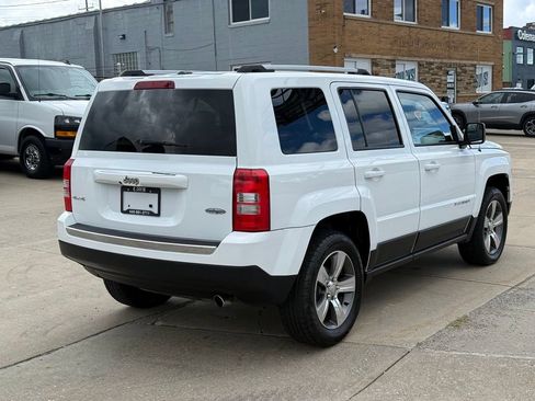 Used 2017 Jeep Patriot High Altitude AWD/4WD image 7