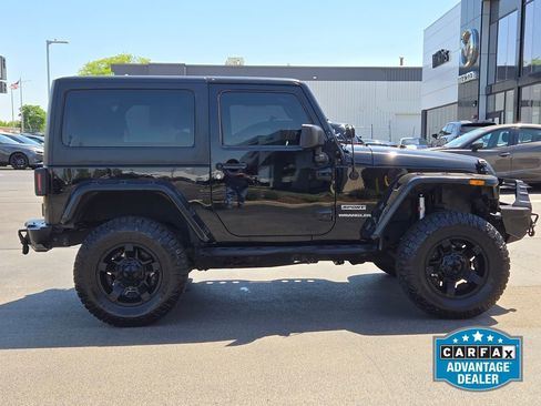 Used 2014 Jeep Wrangler Sport w/ Connectivity Group AWD/4WD image 9
