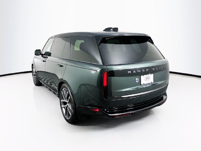 New 2026 Land Rover Range Rover Long Wheelbase SE AWD/4WD image 7