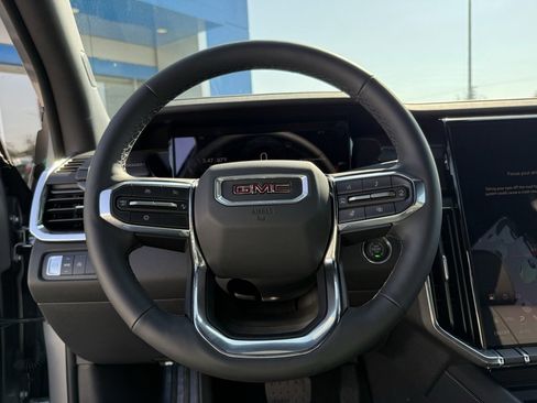 New 2025 GMC Acadia Elevation w/ Elevation Premium Package image 12