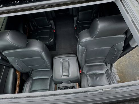 Used 2019 Chevrolet Tahoe Premier w/ RST 6.2L Performance Edition AWD/4WD image 14