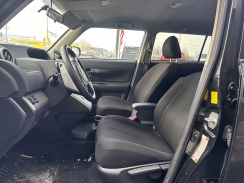 Used 2010 Scion xB Release Series 7.0 image 4