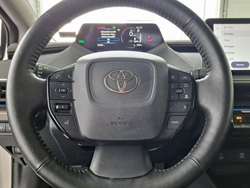 Used 2024 Toyota Prius XLE image 11