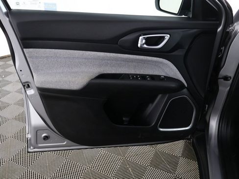 Used 2022 Jeep Compass Latitude w/ Convenience Group image 22