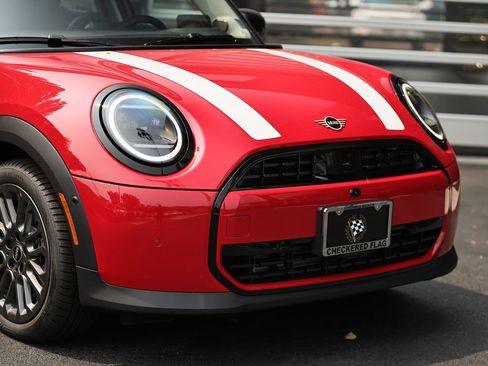 New 2026 MINI Cooper 4-Door Hardtop FWD image 2