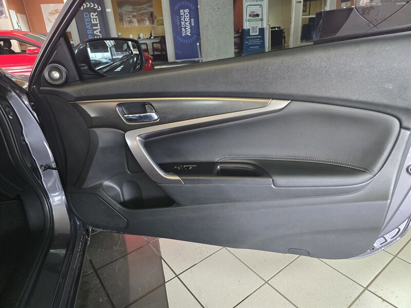 Used 2017 Honda Accord EX image 11