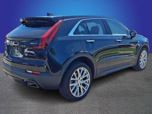 Used 2021 Cadillac XT4 Luxury w/ Cold Weather Package AWD/4WD image 4