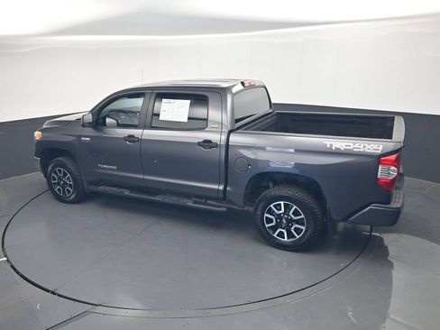 Used 2017 Toyota Tundra SR5 w/ TRD Off Road Package AWD/4WD image 35