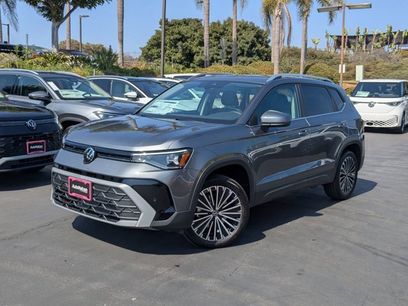 New 2025 Volkswagen Taos SE