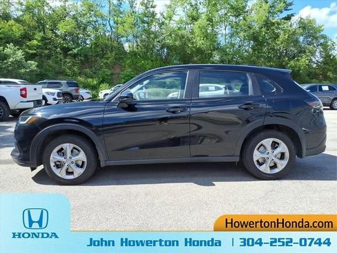 Used 2025 Honda HR-V LX image 8