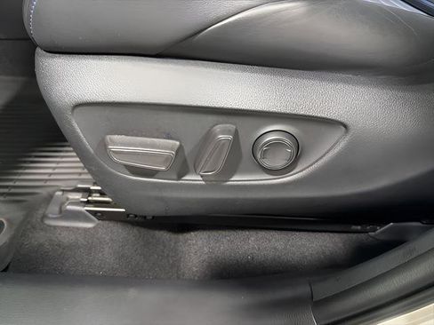 Used 2021 Toyota RAV4 XSE AWD/4WD image 12
