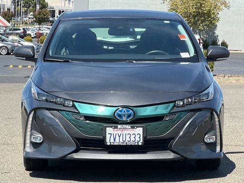 Certified 2017 Toyota Prius Prime Advanced FWD image 10