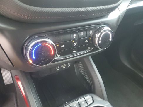 Used 2023 Chevrolet TrailBlazer RS AWD/4WD image 22